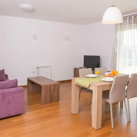 Apartament Lumare - 100m From The Sea