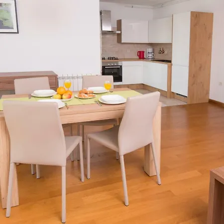 Lumare - 100m From The Sea Apartament *