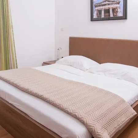Apartament Lumare - 100m From The Sea