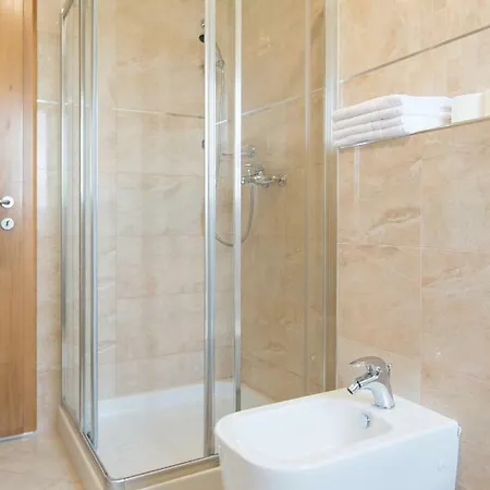 Apartment Villa Lumare - 100M From The Sea Pula
